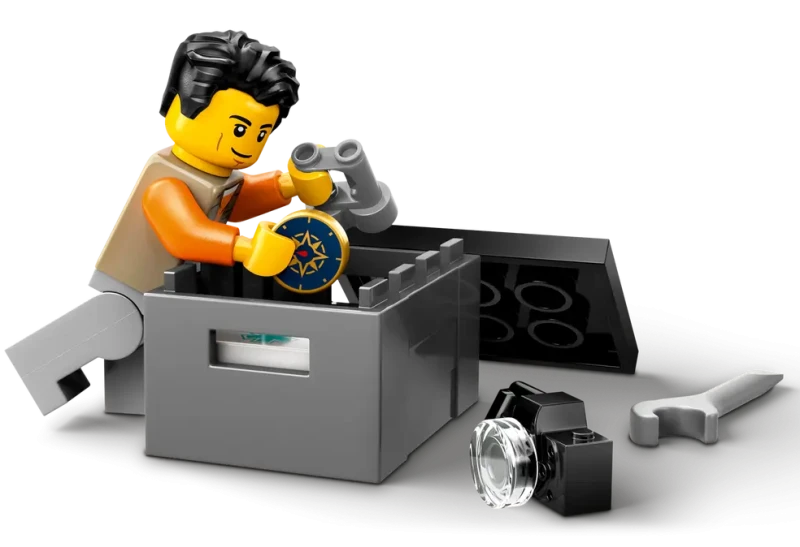 LEGO-City-Gorska-ciezarowka-terenowa-4x4-60447-6.png